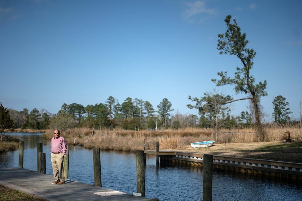 Childhood memories lure Stonewall’s mayor to the land, the water and an RV park